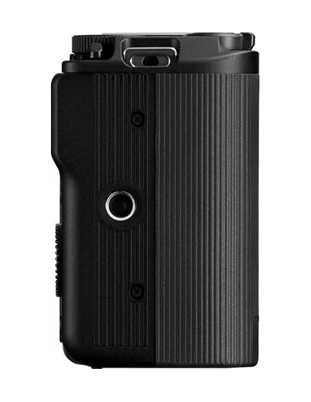 R50 V + RF-S 14-30mm f/4-6.3 IS STM PZ